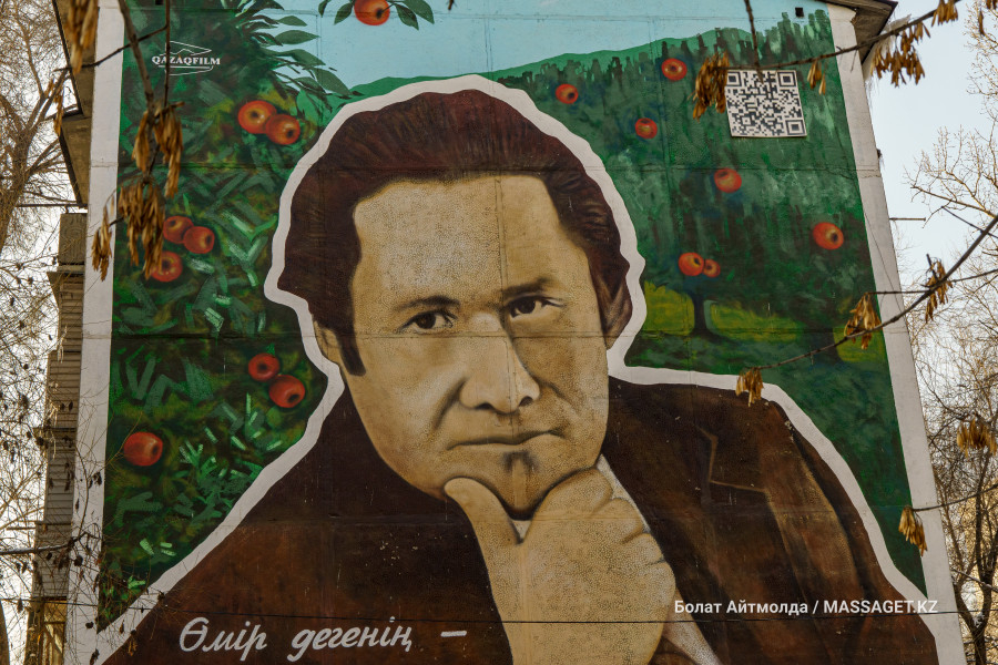 Елімізде Мұқағали, Ақын есімі қойылған қанша адам бар?