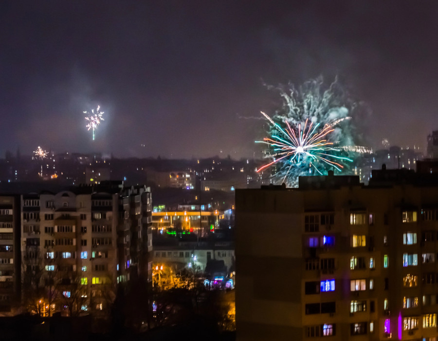 “Жыл сайын ондаған бала зардап шегеді“. Министрлік отшашуға қатысты ескерту жасады