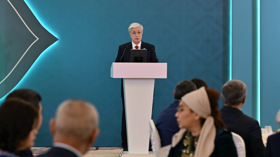 Президент Ұлттық құрылтайдағы бастамаларды жүзеге асыру туралы жоспарға қол қойды