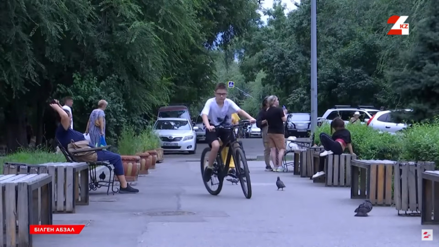 Жасөспірімдер ресми жұмыс істей ала ма?