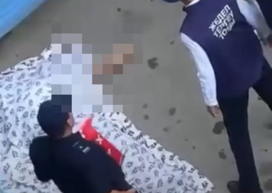 Ақтауда 16 жастағы жасөспірім көпқабатты үйден секіріп кетті – полиция тергеу бастады