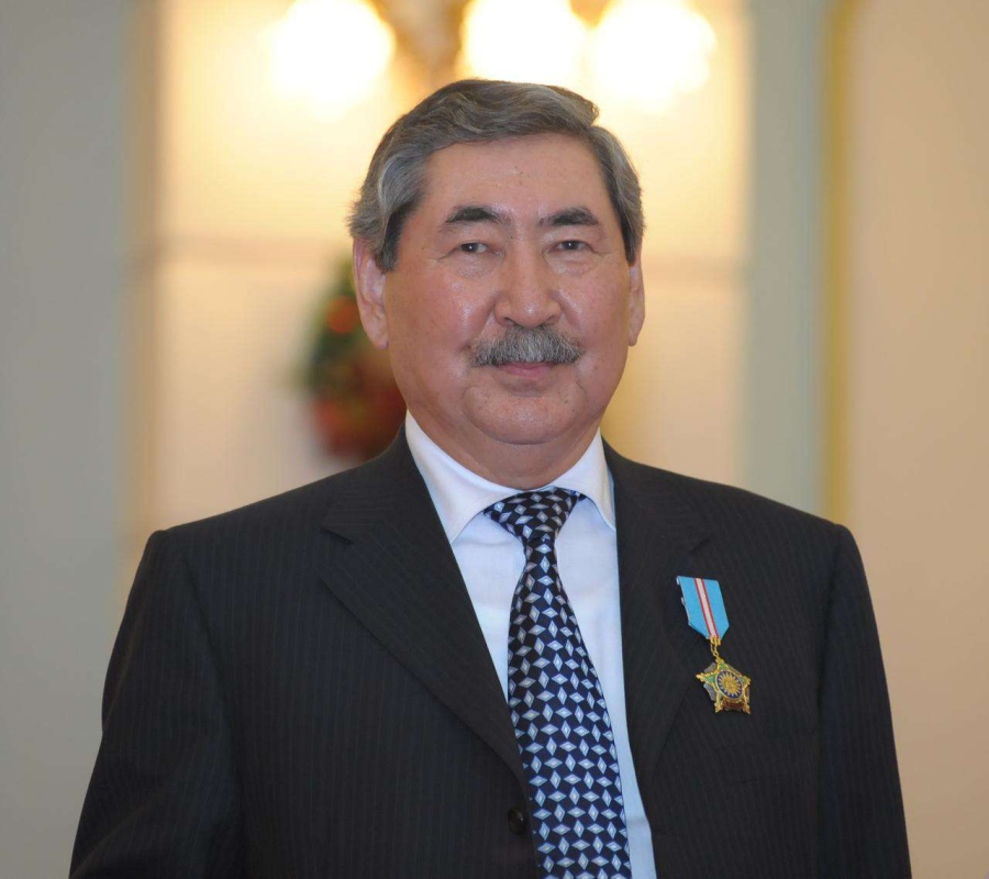 Тамыры терең бәйтерек