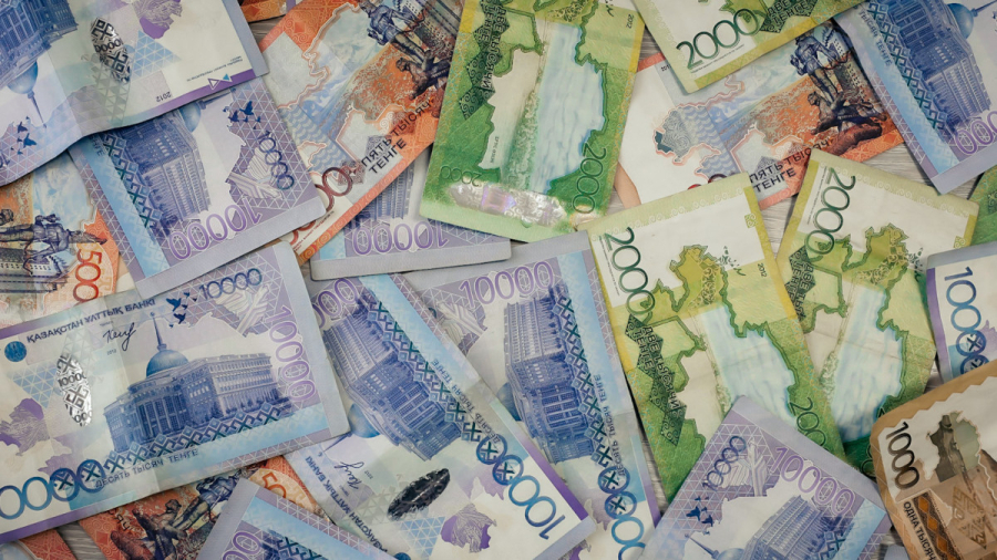 Полиция алаяққа алданған зейнеткерге төрт млн теңге қайтарып берді
