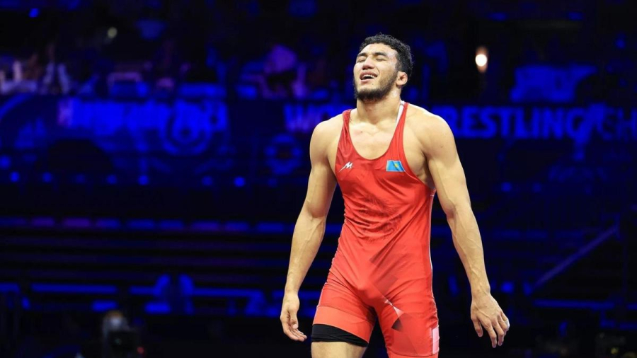 Ризабек Айтмұхан Азия чемпионатының финалында жеңіліс тапты