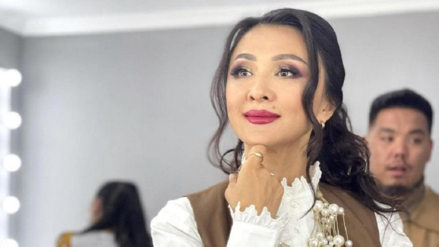 «Мен еңбек сіңірген қайраткермін»: Әнші Меруерт Түсіпбаева өз пікірін айтуға құқылы екенін айтып жар салды (ВИДЕО)